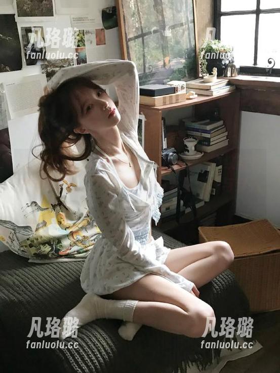120斤的小王同学 微密圈 - “120斤的小王同学”豹纹写真美图资源,轻松搞定你的人生迷惘与穿搭烦恼!