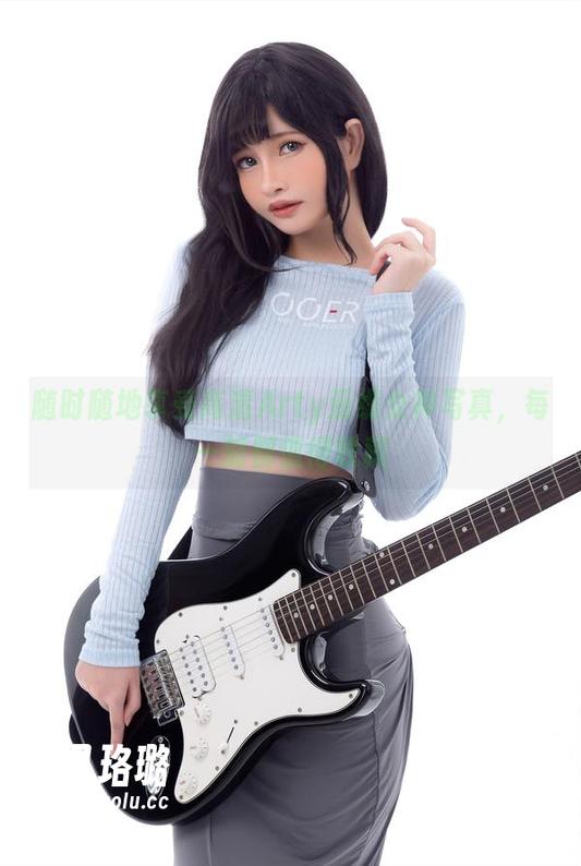 随时随地享受高清Arty亚缇女神写真，每一刻都值得收藏