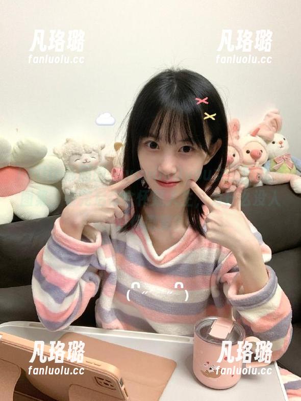Feilin嗲囡囡 - youOvOyou女王的美图图集，看完后你会怀疑人生，为什么没人对你微笑？