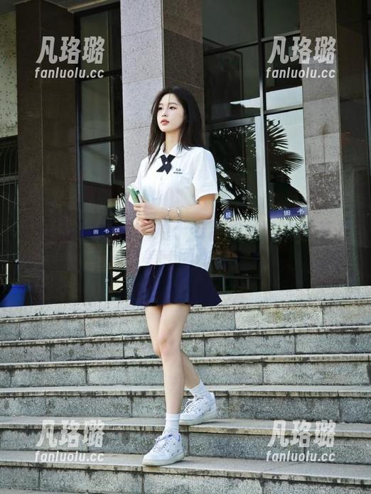 Feilin嗲囡囡-周于希 Feilin嗲囡囡 - 周于希带你领略瑜伽魅力:精美套图作品欣赏
