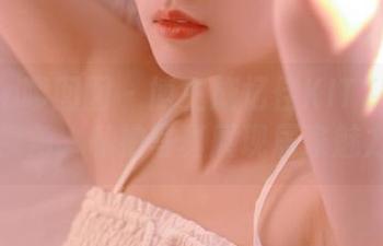 Feilin嗲囡囡 – 博主施忆佳KITTY独特视角，私拍写真展现居家魅力