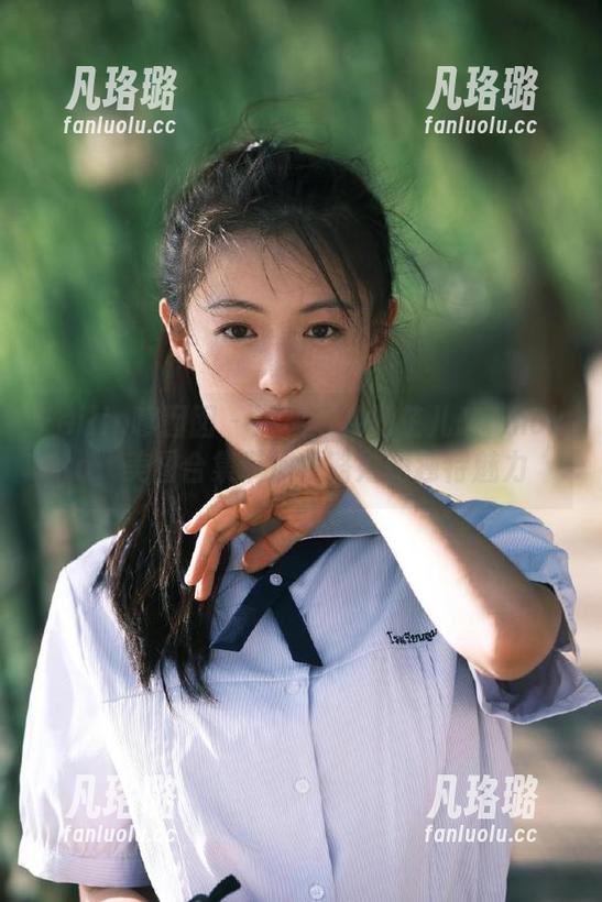 Feilin嗲囡囡 - 温柔清纯的芷儿Momoko，美图合集带你领略她的独特魅力