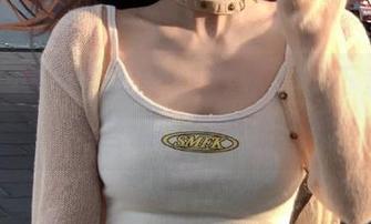 GIRLT果团网 – 龚玥菲日常图包下载，解锁她生活中那些温暖与感动的静谧瞬间！