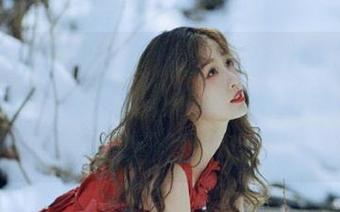 IMiss爱蜜社 – 透过张思允Nice的修女主题写真，发现美图背后那份沉静与力量的深思！
