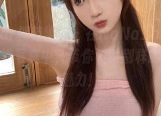 MFStar模范学院 – 在NaNa_baby红裙的高清写真中，带你领略别样的风情与魅力！