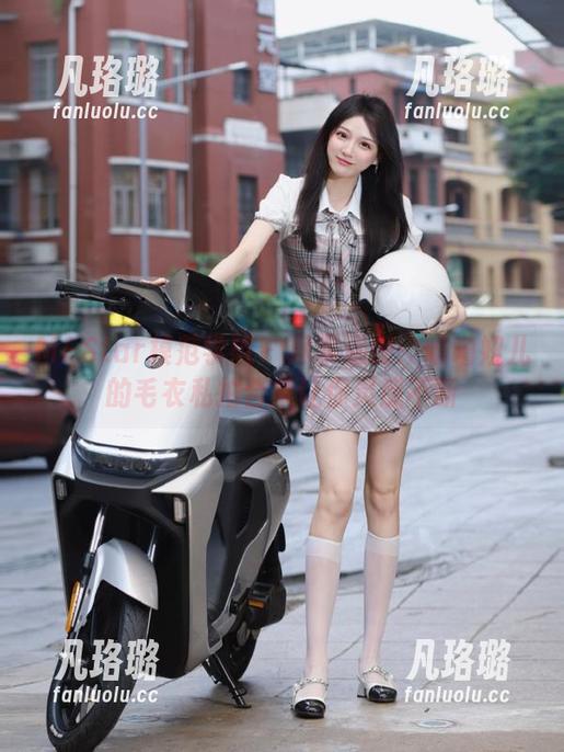 MFStar模范学院 - 尽享温暖：噜噜妞儿的毛衣私拍合集让你灵感不断
