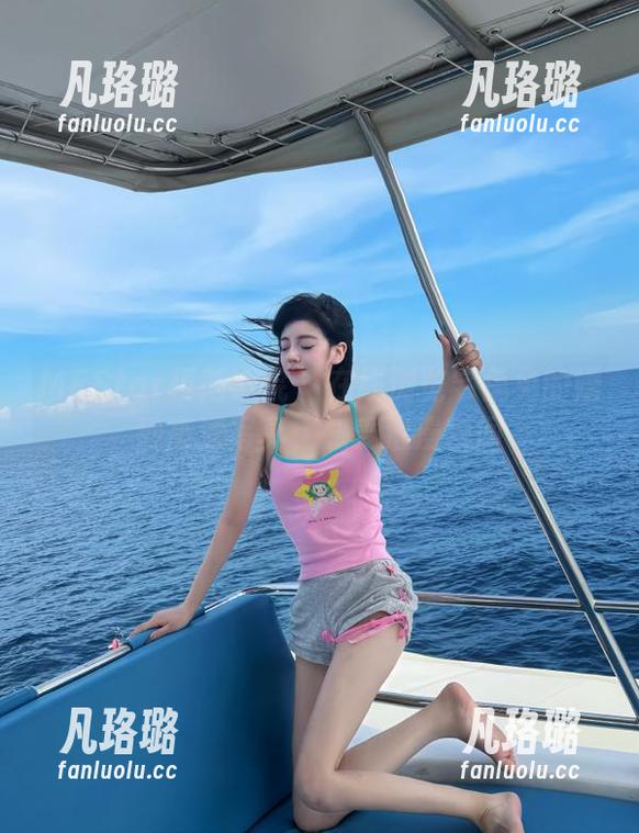 MFStar模范学院-宅兔兔 MFStar模范学院 - 在线浏览宅兔兔的婚纱高清写真,感受浪漫瞬间