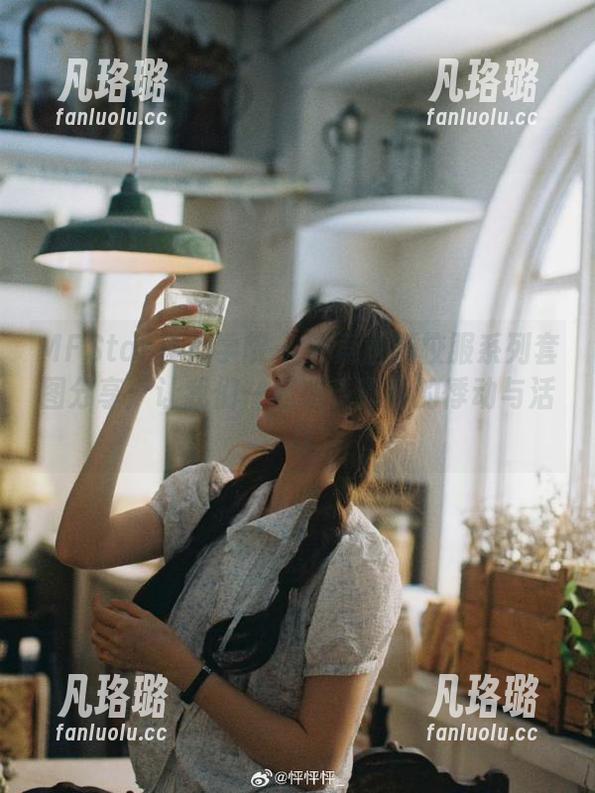 MFStar模范学院-电竞唐嫣 MFStar模范学院 - 电竞唐嫣校服系列套图分享:让我们一起感受青春的悸动与活力