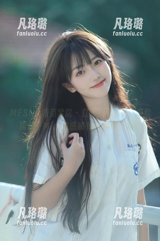 MFStar模范学院 - 打开美图精选，探索糯美子Mini性感秘书OL的绝美魅力