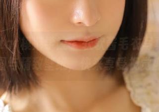 MFStar模范学院 – 软软酱毛衣写真，绝美原图与精致壁纸，快来享受视觉盛宴！