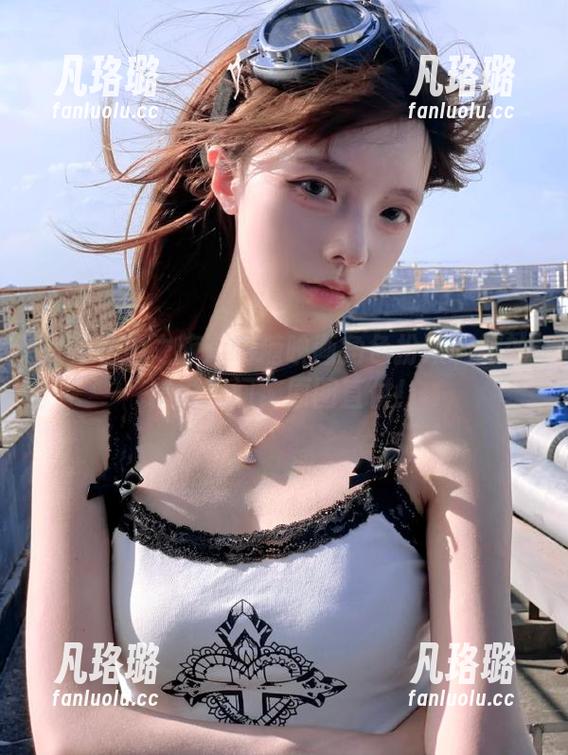 超萌私拍之旅：喵糖映画角色扮演制服的精彩瞬间，原图直供！