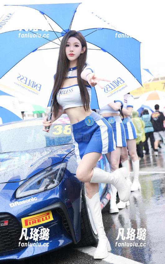可爱与优雅的结合：探索喵糖映画蝴蝶结女仆美图图包的无限魅力！