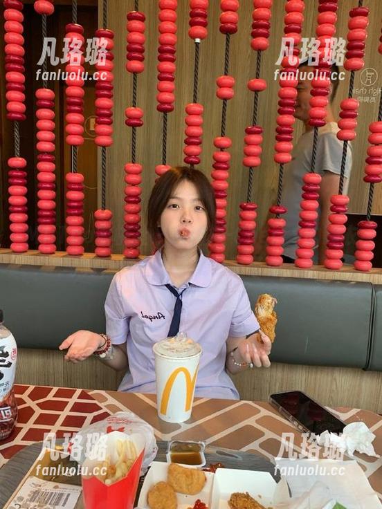 MiiTao蜜桃社 - 绯月樱-Cherry的睡衣写真，甜美作品集分享带你入梦