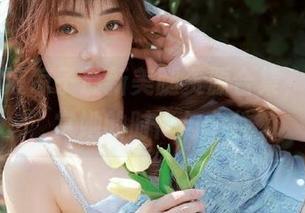 Rioko凉凉子最新美腿资源合集，带你欣赏她的时尚与个性