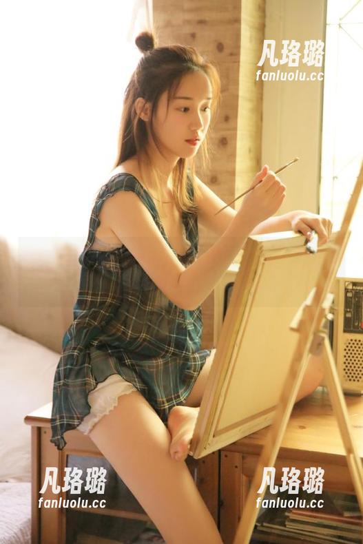 TouTiao头条女神-樊安妮 TouTiao头条女神 - 樊安妮独特泳衣私拍图集,记录每个动人瞬间