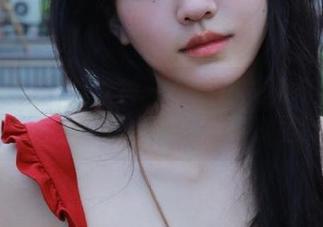 TouTiao头条女神 – 童安琪礼服摄影合集：每一张壁纸都是诗意的呈现