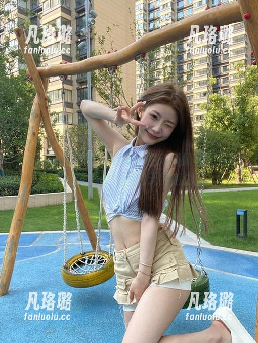 UGirls尤果网 - 毛衣任性：周妍希图集带你领略温暖作品的无穷魅力！