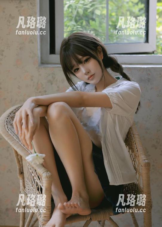 UGirls尤果网 - 布莱尔昆娜专属旗袍作品集，畅享每一张动人原图的灵动风情