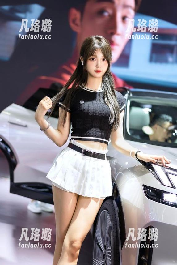 UGirls尤果网 - 记录曲铭瑄的妹妹风采，高清美图带你领略无尽魅力