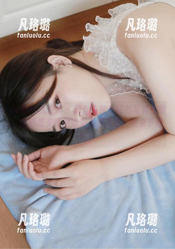 UGirls尤果网 - 颜爱泽独家秘书写真合集，清新唯美瞬间带来无限灵感，快来下载吧！