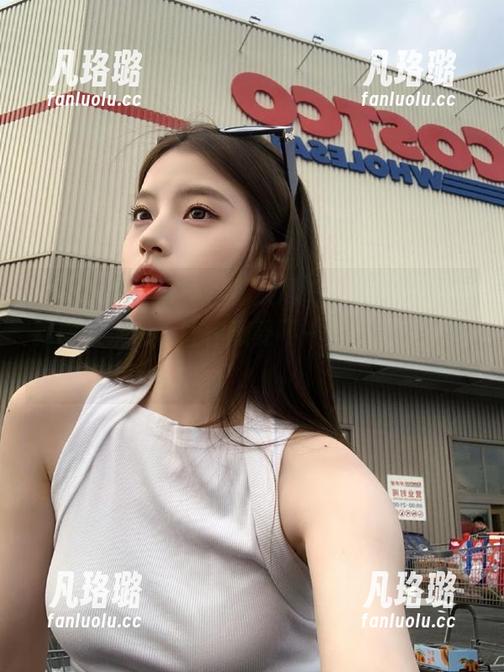 XIAOYU语画界-杨紫嫣Cynthia XIAOYU语画界 - 杨紫嫣Cynthia女神全新图集来袭,让你感受不一样的甜蜜风格!