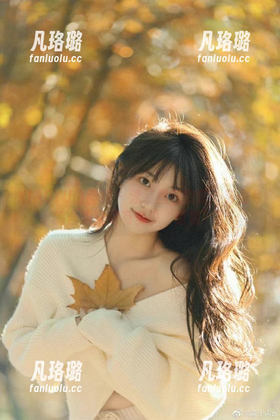 XIAOYU语画界-苏曼兮 XIAOYU语画界 - 泳装图包欣赏:苏曼兮的合集究竟有多少‘惊艳’?