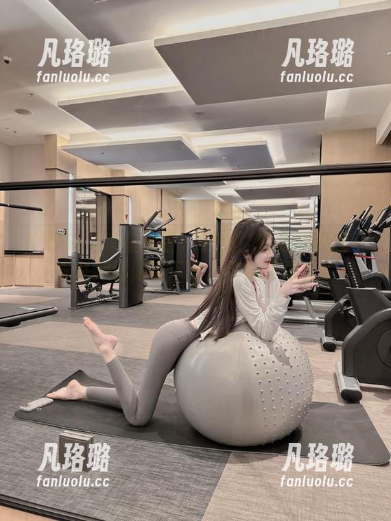 XINGYAN星颜社 - 赶快！黄寒娜蕾丝写真在网盘限时下载，错过不再有！
