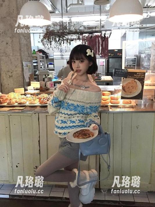 Xiuren秀人网 - 婚纱盛典：Elise谭晓彤的独特图库资源，带您走入梦幻之旅