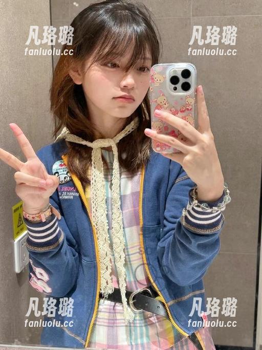 Xiuren秀人网 - 探索Jennifer小若女友的全套写真之美，极致高清图片与灵动瞬间