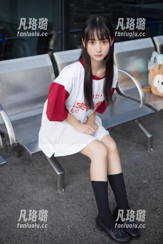 Xiuren秀人网-Luffy菲菲 Xiuren秀人网 - 绝美Luffy菲菲圣诞摄影作品,尽情下载精彩图片,共享节日快乐!