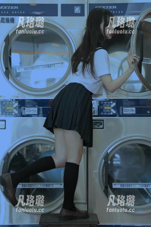 Xiuren秀人网 - nancy小姿居家写真合集发布：精选绽放温暖与风格的居家生活美图