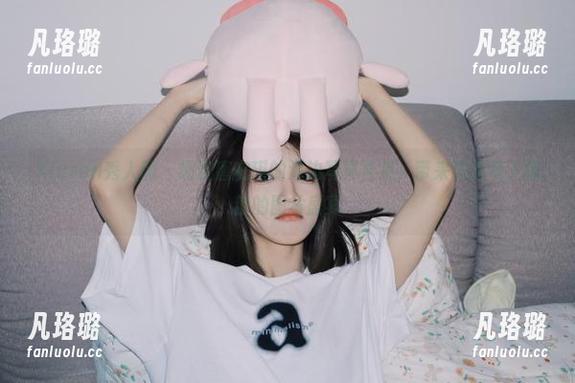 Xiuren秀人网-唐安琪 Xiuren秀人网 - 细数唐安琪的海边写真合集,带来张张令人惊艳的图片盛宴
