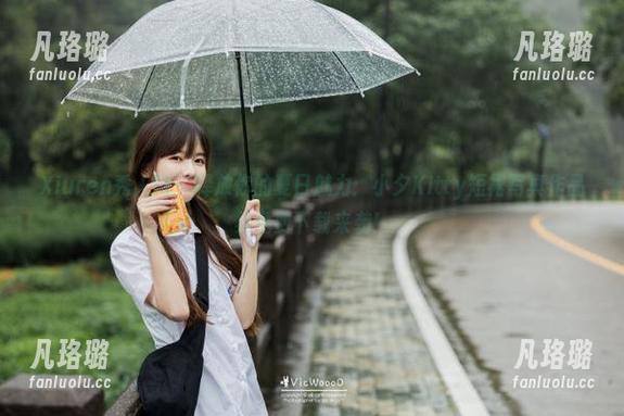 Xiuren秀人网-小夕Kitty Xiuren秀人网 - 释放你的夏日魅力:小夕Kitty短裙写真作品集免费下载来袭!