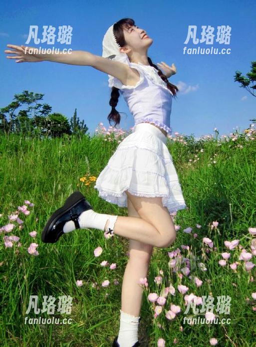 Xiuren秀人网 - 纯白之美！是小逗逗全新套图更新，唯美瞬间等你来欣赏