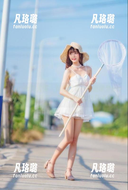 Xiuren秀人网-晓梦may Xiuren秀人网 - 闪耀登场!最新晓梦may镂空系列写真,带你领略独特艺术魅力