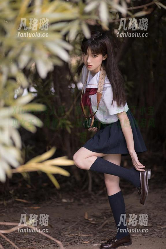 Xiuren秀人网 - 原图展现：王俪丁小宝贝女王写真精选，感悟时尚女王的独有风范