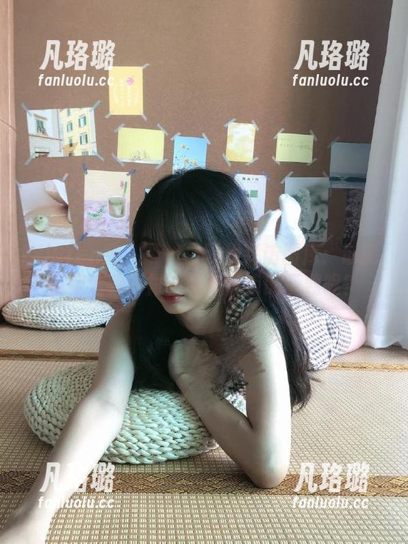 Xiuren秀人网-白浅浅 Xiuren秀人网 - 白浅浅拜访图库:谁能拒绝这款白衬衫修身惊艳的下载呢?