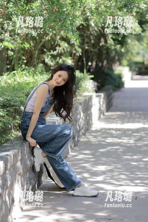 Xiuren秀人网-静颜宁 Xiuren秀人网 - 享受静颜宁夏日写真原图,免费欣赏夏季的浪漫气息