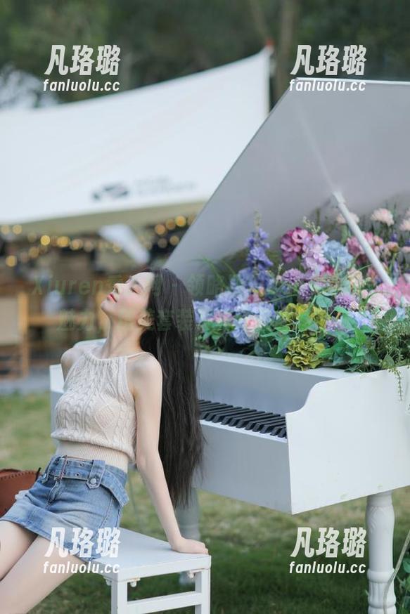 Xiuren秀人网 - 领略颖仪baby的时尚魅力，精美套装写真作品套图回顾