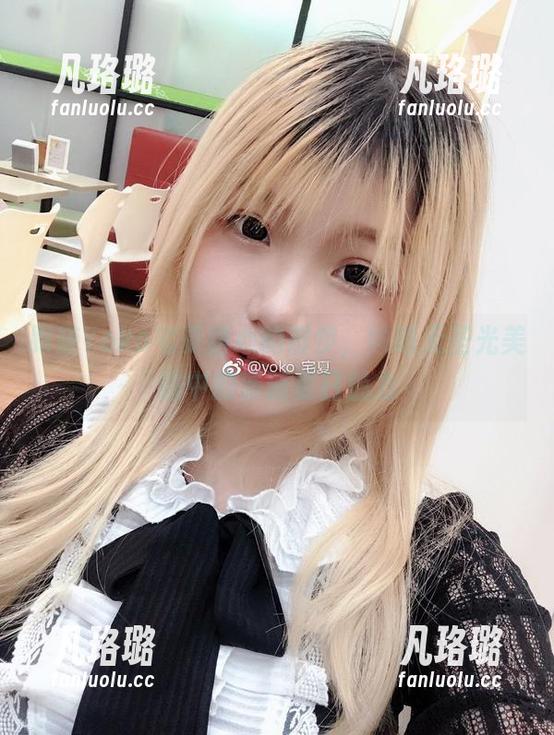 跟随Yoko宅夏甜心的脚步，领略无圣光美图中的清新夏日魅力