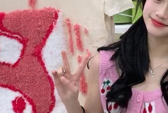 YouMi尤蜜荟 – 探寻高清Carol周妍希婚纱写真，尽享无限下载乐趣