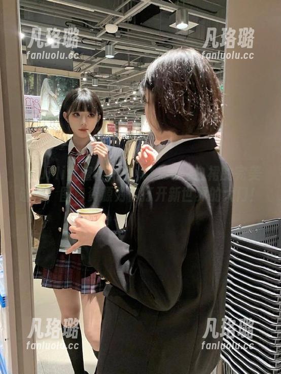 YouMi尤蜜荟 - 鱼尾fish与白裙的完美碰撞，图包资源为你打开新世界的大门！
