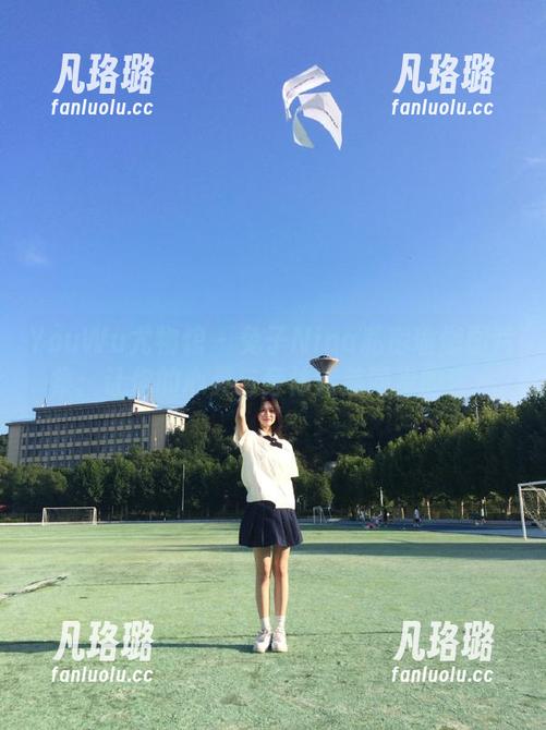 YouWu尤物馆 - 兔子Nina私房瑜伽图片集：让你的心灵与身体完美同步的艺术