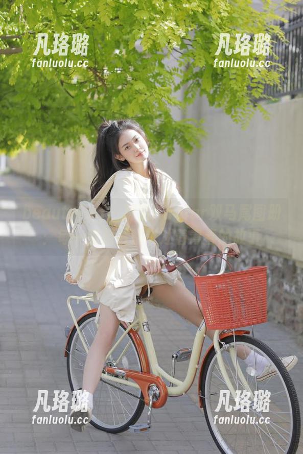 beautyleg - 探索Kaylar双马尾图册：每一张照片都讲述着青春的故事