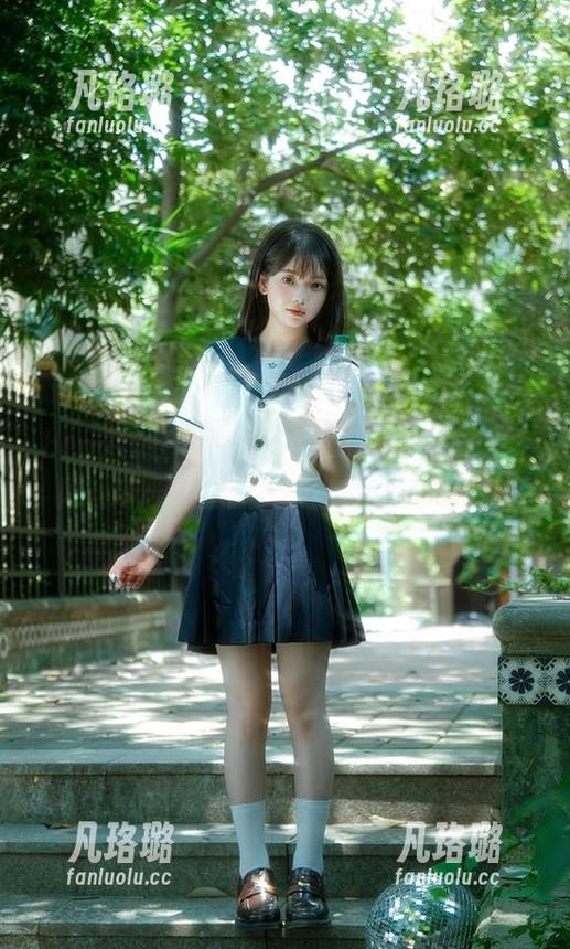 beautyleg - Queena体操服的动人瞬间：精选原图带你领略她的无限魅力！