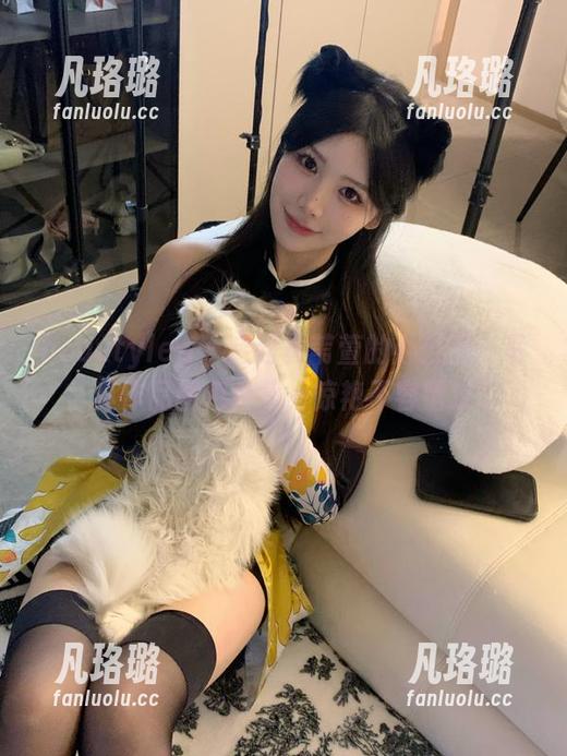 beautyleg - 走进黄苇萱的办公室：写真作品图包合集，惊艳不容错过