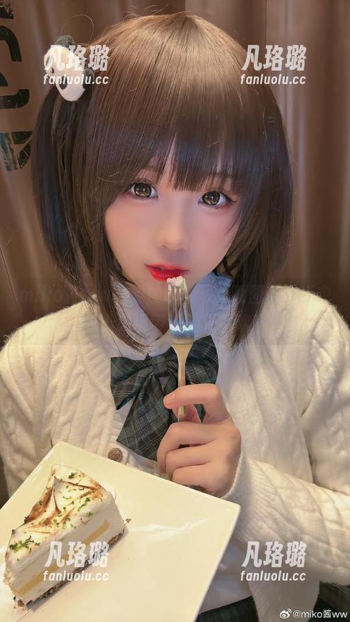 miko酱ww与她的厨娘写真原图，生活中的小失误带来的无尽欢乐