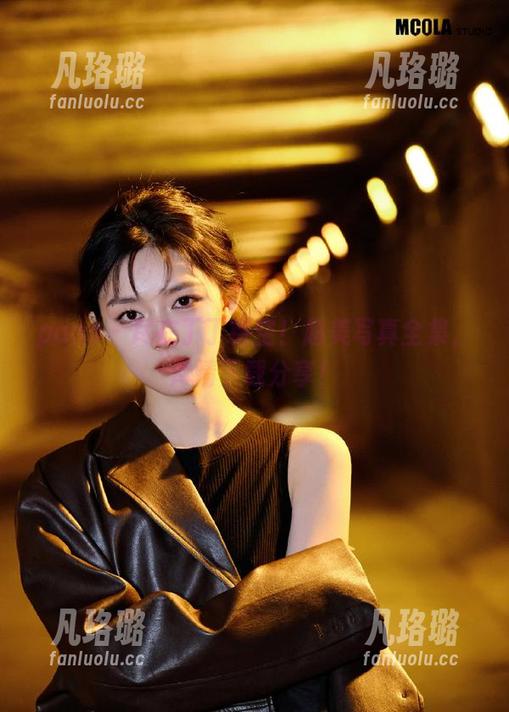 pans - 尽在丁丁镂空！超美写真全集，尽情下载分享！
