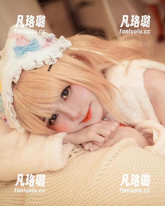 sally多啦雪 与sally多啦雪一起漫游校园:一组充满幻想的COS图集,记录青春的梦想