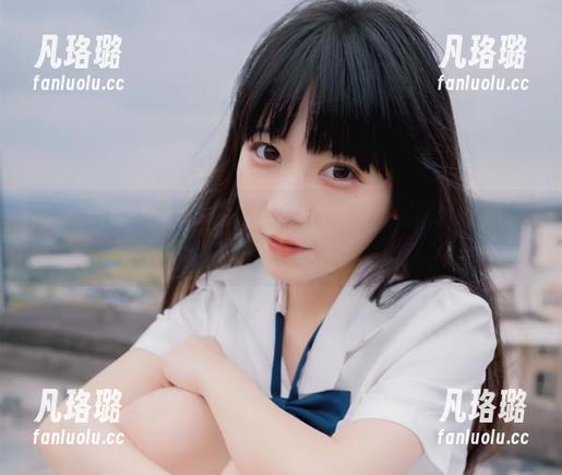 usejan蓝蓝七夕学妹内衣写真合集，展现个性与风格的精致图片旅行！